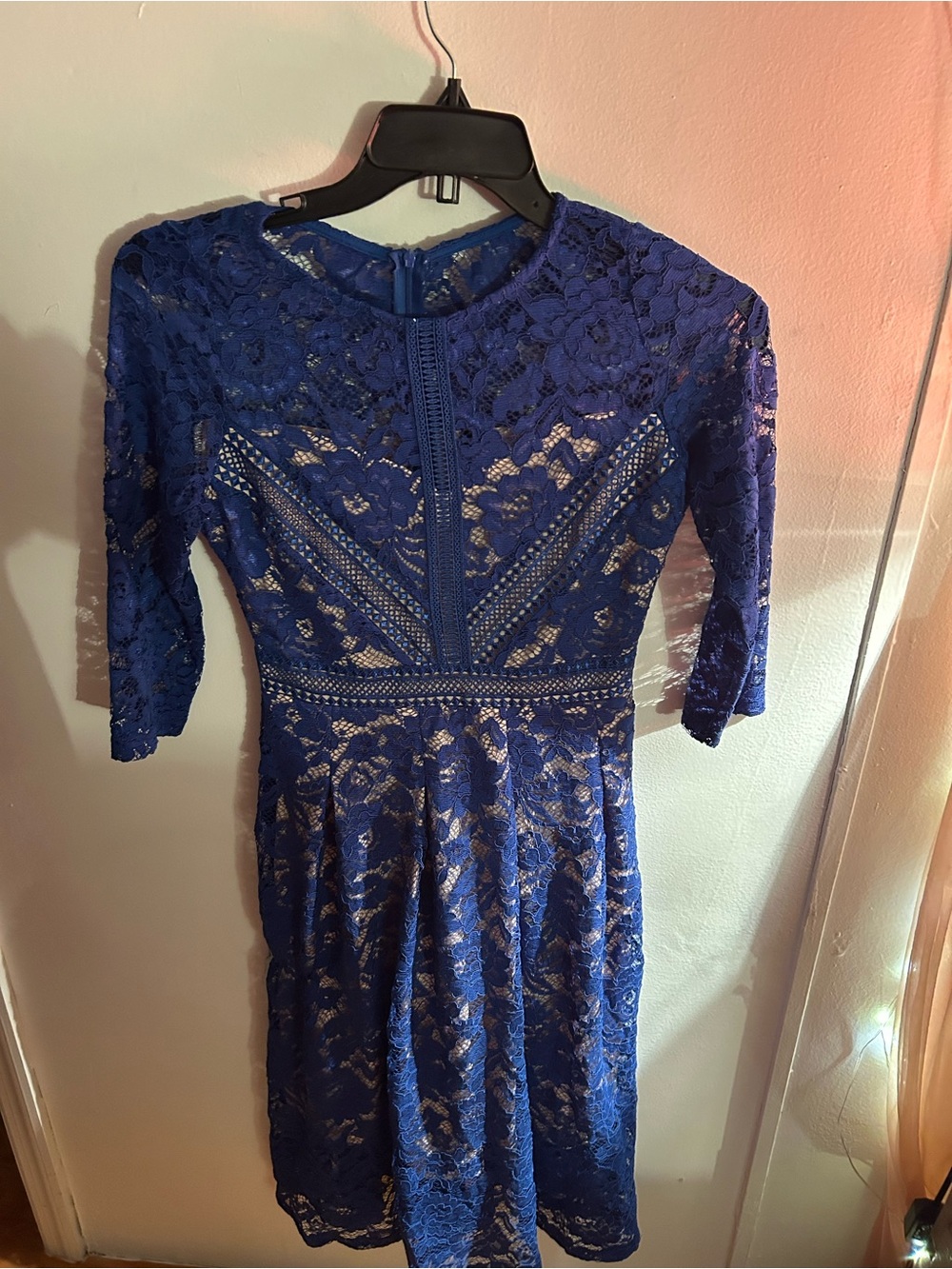 ⭐️3/$20 Elegant Royal Blue Lace Mid-Sleeve Dress